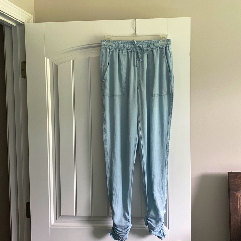 Light wash draw string pants